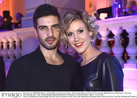 Wolke Hegenbarth mit Freund Oliver bei der ARD Blue Hour 2016 Party im Rahmen der Berlinale 2016 66. Internationale Filmfestspiele Berlin im Museum für Kommunikation. Berlin, 12.02.2016 Foto:xC.xNiehausx xFuturexImage