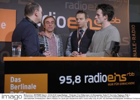 Moderator Knut Elstermann mit Schauspieler Andre M. Hennicke, Regisseur Piotr J. Lewandowski und Schauspieler Jannis Niewöhner beim RadioEins Berlinale-Nighttalk am Rande der 66. Internationalen Filmfestspiele Berlin 66. Internationale Filmfestspiele in Berlin IFB2016