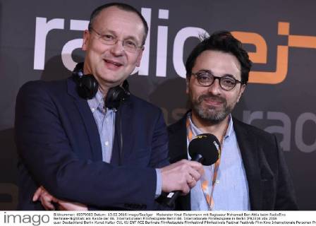 Moderator Knut Elstermann mit Regisseur Mohamed Ben Attia beim RadioEins Berlinale-Nighttalk am Rande der 66. Internationalen Filmfestspiele Berlin 66. Internationale Filmfestspiele in Berlin IFB2016
