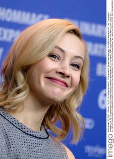 Schauspielerin Sarah Gadon während der Pressekonferenz zum Film -Indignation- anlässlich der 66. Internationalen Filmfestspiele Berlin snapshot-photography K.M.Krause