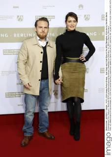 Axel Stein and Anja Kling at the NRW Reception 2016 during the 66th Berlin International Film Festival Berlinale 2016 at Landesvertretung Nordrhein-Westfalen on February 14, 2016 in Berlin, Germany. Foto:xD.xBedrosianx xFuturexImage