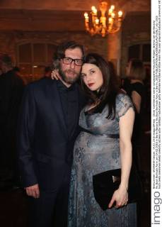 Oliver Korittke mit seiner schwangeren Freundin Mirijam Jeremic bei der Bavaria Re:Boot Berlinale Party am 14.02.2016 in Berlin Bavaria Re:Boot Berlinale Party in Berlin, 2016 