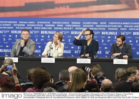 Schauspieler Brenan Gleeson, Schauspielerin Emma Thompson, Regisseur Vincent Perez und Schauspieler Daniel Brühl während der Pressekonferenz zum Film -ALONE IN BERLIN JEDER STIRB FÜR SICH ALLEIN- anlässlich der 66. Internationalen Filmfestspiele Berlin 66. Internationale Filmfestspiele in Berlin IFB2016