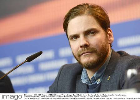 Daniel Brühl during the Alone In Berlin Jeder stirbt für sich allein press conference at the 66th Berlin International Film Festival Berlinale 2016 on February 15, 2016 in Berlin, Germany. Foto:xC.xNiehausx xFuturexImage