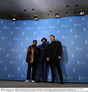 Regisseur Spike Lee, Schauspieler Nick Cannon und Schauspieler John Cusak während des Photocalls zum Film -CHI-RAQ- anlässlich der 66. Internationalen Filmfestspiele Berlin 66. Internationale Filmfestspiele in Berlin IFB2016