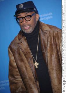 204932 Thomas Bohlen Starface 2016-02-16 Berlin Allemagne 66th Berlinale. Berlin International Film Festival. Photocall du film Chi-Raq . 66th Berlinale. Berlin International Film Festival. Photocall of the movie Chi-Raq Spike Lee Berlin, Germany, February 16th 2015 Lee, Spike  Copyright: xThomasxBohlenx xStarfacex STAR_204932_020