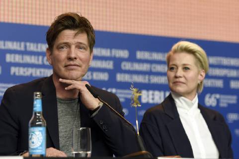 Thomas Vinterberg and Trine Dyrholm during the Kollektivet The Commune Die Kommune press conference at the 66th Berlin International Film Festival Berlinale 2016 on February 17, 2016 in Berlin, Germany. Foto:xC.xNiehausx xFuturexImage