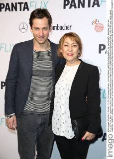 Florian Stetter und Gitta Schweighöfer bei der Pantaflix Berlinale Party am 17.02.2016 im Nolde Museum in Berlin Pantaflix Berlinale Party in Berlin, 2016 
