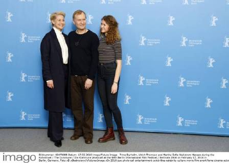 Trine Dyrholm, Ulrich Thomsen and Martha Sofie Wallstrom Hansen during the Kollektivet The Commune Die Kommune photocall at the 66th Berlin International Film Festival Berlinale 2016 on February 17, 2016 in Berlin, Germany. Foto:xD.xBedrosianx xFuturexImage