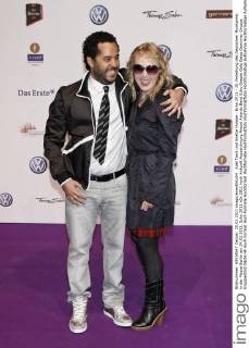 Adel Tawil und Anette Humpe - Echo 2011 - 20.Verleihung des Deutschen Musikpreis in der Messe Berlin am 24.03.2011. Echo 2011