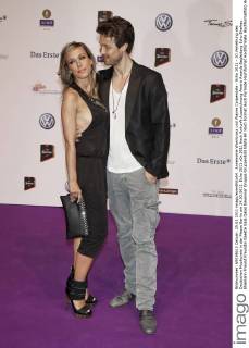 Annemarie Warnkross und Wayne Carpendale - Echo 2011 - 20.Verleihung des Deutschen Musikpreis in der Messe Berlin am 24.03.2011. Echo 2011