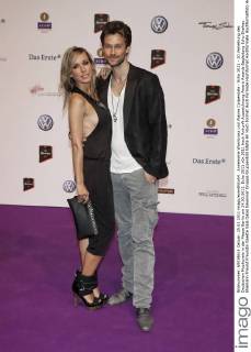 Annemarie Warnkross und Wayne Carpendale - Echo 2011 - 20.Verleihung des Deutschen Musikpreis in der Messe Berlin am 24.03.2011. Echo 2011