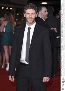 Sam Hazeldine bei der Premiere des Kinofilms Grimsby Der Spion und sein Bruder im Odeon Leicester Square. London, 22.02.2016 Sam Hazeldine  Foto:xS.xVasx xFuturexImage