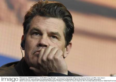 Schauspieler Josh Brolin während der Pressekonferenz zum Film -Hail, Caesar- anlässlich der 65. Internationalen Filmfestspiele Berlin 66. Internationale Filmfestspiele in Berlin IFB2016
