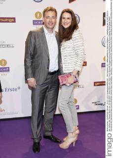 Jan Sosniok mit Lebensgefährtin Nadine Möllers - Verleihuing des ECHO 2012 in der Hallen der Messe Berlin am 22.03.2012. Echo 2012