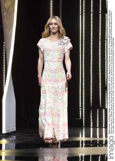 207497 Serge Arnal Starface 2016-05-11 France 69th Annual Cannes Film Festival. Opening ceremony. 69ème Festival International du film de Cannes. Cérémonie d Ouverture. Paradis, Vanessa  Copyright: xSergexArnalx xStarfacex STAR_207497_033