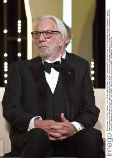 207497 Serge Arnal Starface 2016-05-11 France 69th Annual Cannes Film Festival. Opening ceremony. 69ème Festival International du film de Cannes. Cérémonie d Ouverture. Sutherland, Donald  Copyright: xSergexArnalx xStarfacex STAR_207497_038