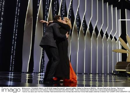 Laurent Lafitte, Catherine Deneuve CINEMA : 69 eme Festival de Cannes - Ceremonie Ouverture - 11 05 2016 LoicThebaudx 