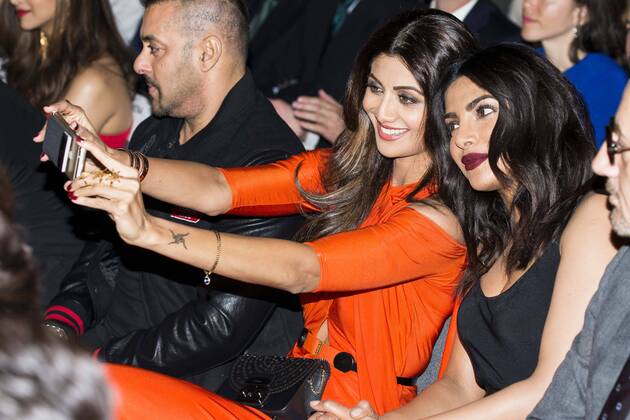 Verleihung der Bollywood Oscars in Madrid Indian actress Shilpa Shetty and indian actress and singer Priyanka Chopra during the presentation of the IIFA Awards in Madrid. June 23, 2016.  (20160623019)