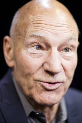 August 9, 2016 - Hudderfield, Yorkshire, UK - Hudderfield UK. Sir Patrick Stewart has visited Huddersfield University today to see the drama department officially renamed the Sir Patrick Stewart Building. The actor famed for his role as Captain Jean-Luc Picard in Star Trek was the chancellor of the university from 2004 until 2015 when he handed the role over to the Duke of York. Hudderfield UK  - ZUMAl94_
