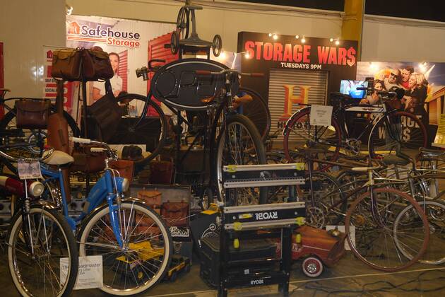 Philippines: HistoryCon 2016 Different exhibits of different programs in History Channel. The first-ever entertainment convention of its kind is here, in celebration of all things entertainment at History Con 2016  GeorgexBuid