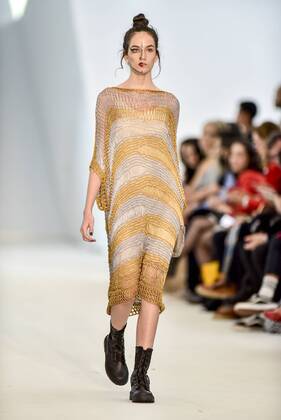 BELO HORIZONTE, MG - 06.10.2016: MINAS TREND OUTONO INVERNO 2017 - designer fashion show Doisélles during the nineteenth edition of the Minas Trend - Autumn Winter 2017 held in Expominas in Belo Horizonte, MG. on the afternoon of Thursday (06). x1211767x  MourãoxPanda