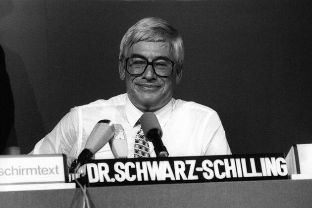 Bundesminister für das Post- und Fernmeldewesen Dr. Christian Schwarz Schilling