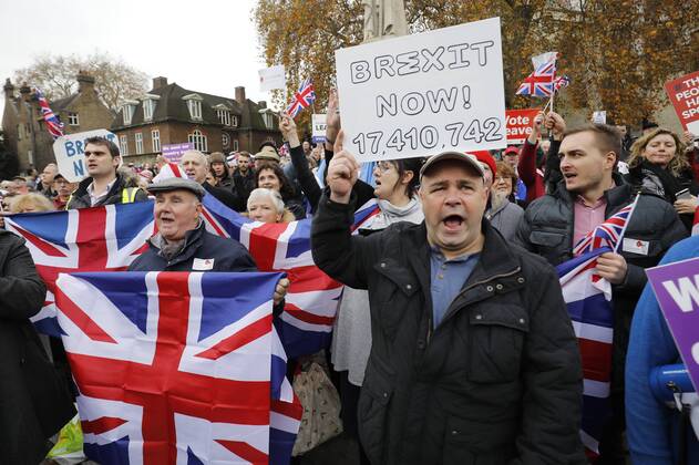 November 23, 2016 - London, London, UK - London, UK. Demonstration outside The Houses of Parliamnet in London to oppose the High Court s ruling earlier this month that the Article 50 process must be triggered by an act of Parliament. London UK  - ZUMAl94_ 20161123_zaf_l94_058