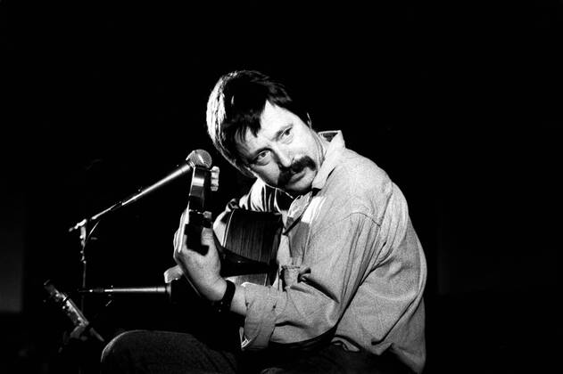 Wolf Biermann, Sänger, Liedermacher bei einem Konzert in der TU Berlin, 14.12.1985