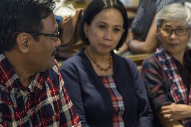 January 17, 2017 - South Jakarta, Jakarta, Indonesia - Jakarta, 17 January 2017 : DJAROT SAIFUL HIDAYAT candidate of Jakarta Vice Governor held campaign at Cilandak Town Square Cafe in Jakarta. Djarot as BASUKI TJAHAJA PURNAMA partner in Jakarta Governor Election believe to be the bridging to muslim voters in Jakarta. Some belief that if Ahok find guilty in trial, Djarot will become Jakarta 1. South Jakarta Indonesia - ZUMAh128 20170117_zap_h128_021