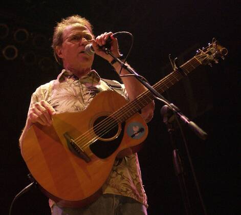 Jul 02, 2006; Myrtle Beach, SC, USA; Musician COUNTRY JOE McDONALD performs live as his 2006 tour makes a stop at Barefoot Landing located in Myrtle Beach. Mandatory - ZUMAm78_ 20060702_mkh_m78_878