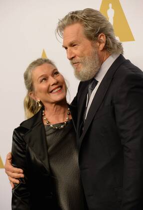 Actor Jeff Bridges and his wife Susan Bridges attend the 89th annual Academy Awards Oscar nominees luncheon at the Beverly Hilton Hotel in Beverly Hills, California on February 6, 2017.  LAP20170206204 JIMxRUYMEN