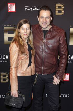 Sascha Vollmer (The BossHoss) mit Freundin Jenny beim Place To B Pre Berlinale Dinner im Provocateur. Berlin, 07.02.2017 Foto:xS.xGabschx xFuturexImage