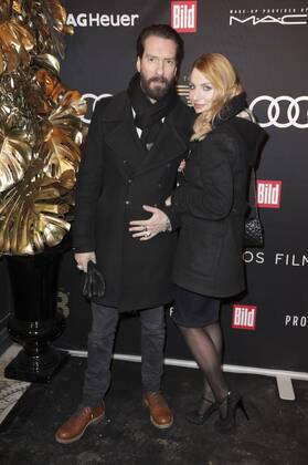 Alec Völkel (The BossHoss) mit Gattin Johanna beim Place To B Pre Berlinale Dinner im Provocateur. Berlin, 07.02.2017 Foto:xS.xGabschx xFuturexImage