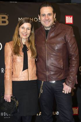 Sascha Vollmer (The BossHoss) mit Freundin Jenny beim Place To B Pre Berlinale Dinner im Provocateur. Berlin, 07.02.2017 Foto:xK.xWernerx xFuturexImage