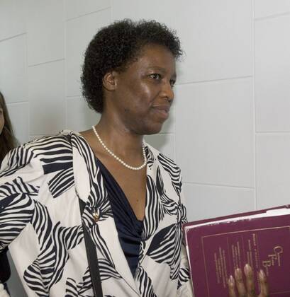 Jun 03, 2005; Joliette, Canada; Sylvie Bordelais, Karla Homulka s lawyer, leaves on lunch break at the courthouse in Joliette, Quebec, June 3, 2005, during the second day at Karla Homulka s hearing. Mandatory - ZUMAt14_ 20050603_mdm_t14_653 Copyright: xBernardxWeilx