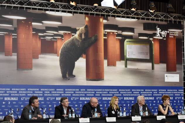 Cast during the The Dinner press conference at the 67th Berlin International Film Festival Berlinale 2017 on February 10, 2017 in Berlin, Germany. Foto:xC.xNiehausx xFuturexImage