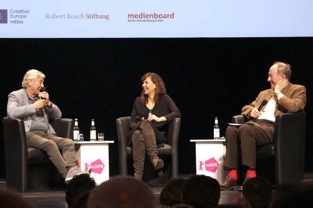 Jurypräsident Paul Verhoeven und Jurymitglied Maggie Gyllenhaal mit Moderator Peter Cowie beim Berlinale Talents Talk zum Thema Courage: Against All Odds auf der Berlinale 2017 67. Internationale Filmfestspiele Berlin im HAU Hebbel am Ufer. Berlin, 12.02.2017 Foto:xP.xSkupinx xFuturexImage