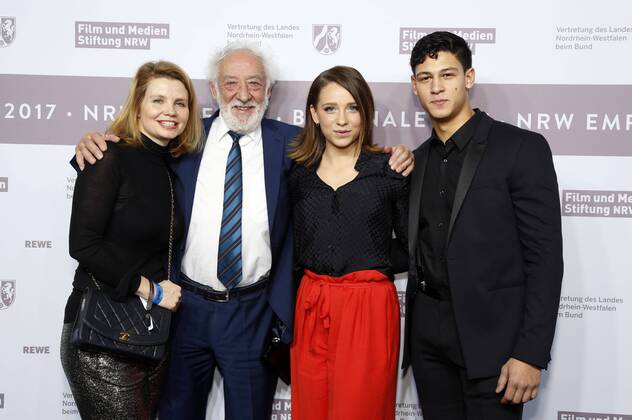 Annette Frier, Dieter Hallervorden, Lena Klenke und Emilio Sakraya beim NRW Empfang 2017 während der Berlinale 2017 in der Vertretung des Landes Nordrhein-Westfalen. Berlin, 12.02.2017 Foto:xD.xBedrosianx xFuturexImage