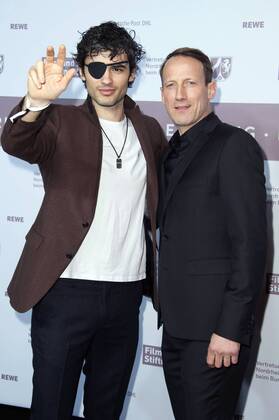 Nik Xhelilaj und Wotan Wilke Möhring beim NRW Empfang 2017 während der Berlinale 2017 in der Vertretung des Landes Nordrhein-Westfalen. Berlin, 12.02.2017 Foto:xF.xKernx xFuturexImage