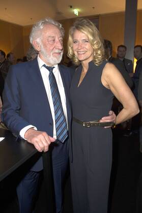 Dieter Hallervorden mit Freundin Christiane Zander beim NRW Empfang 2017 während der Berlinale 2017 in der Vertretung des Landes Nordrhein-Westfalen. Berlin, 12.02.2017 Foto:xF.xKernx xFuturexImage