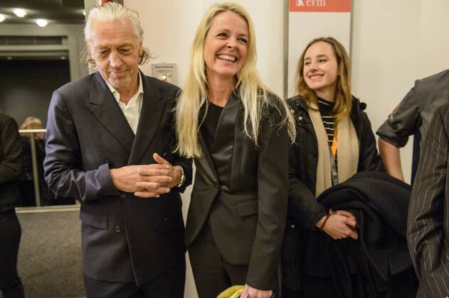 Der Barkeeper Charles Schumann (Karl Georg Schuhmann) und Regisseurin Marieke Schroeder beim Kulinarischen Kino der Berlinale am 13.02.2017
