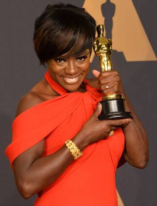 Actress Viola Davis, winner of the award for Actress in a Supporting Role for Fences , appears backstage during the 89th annual Academy Awards at Loews Hollywood Hotel in the Hollywood section of Los Angeles on February 26, 2017.  LAP20170226915 JIMxRUYMEN