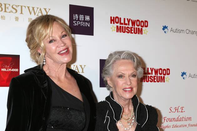 LOS ANGELES - FEB 26: Melanie Griffith, Tippi Hedren at the Style Hollywood Oscar Viewing Dinner at Hollywood Museum on February 26, 2017 in Los Angeles, CA  Copyright: xKathyxHutchinsx xIPAx xHutchinsxPhotox