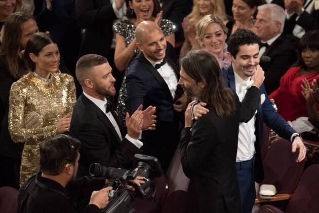 Feb 26, 2017 - Hollywood, California, U.S - LINUS SANDGREN embraces DAMIEN CHAZELLE as he accepts the Oscar® for Achievement in cinematography, for work on La La Land during the live ABC Telecast of The 89th Oscars® at the Dolby® Theatre in Hollywood, CA on Sunday, February 26, 2017. Hollywood U.S - ZUMAz03_ 20170226_sho_z03_562 Copyright: xImagexGroupxLAx