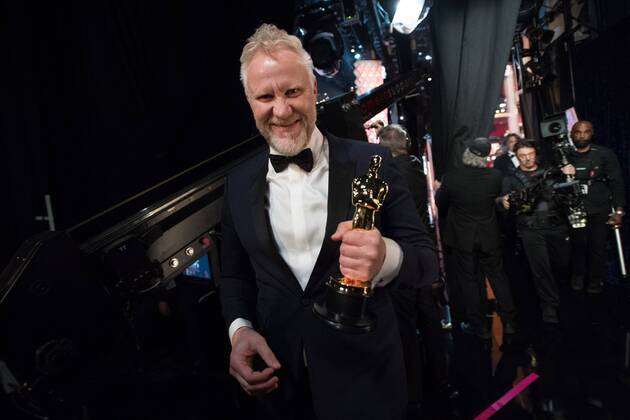 Feb 26, 2017 - Hollywood, California, U.S - CHRISTOPHER NELSONI backstage after accepting the Oscar® for Achievement in makeup, for work on Suicide Squad during the live ABC Telecast of The 89th Oscars® at the Dolby® Theatre in Hollywood, CA on Sunday, February 26, 2017. Hollywood U.S - ZUMAz03_ 20170226_sho_z03_543 Copyright: xRichardxHarbaughx