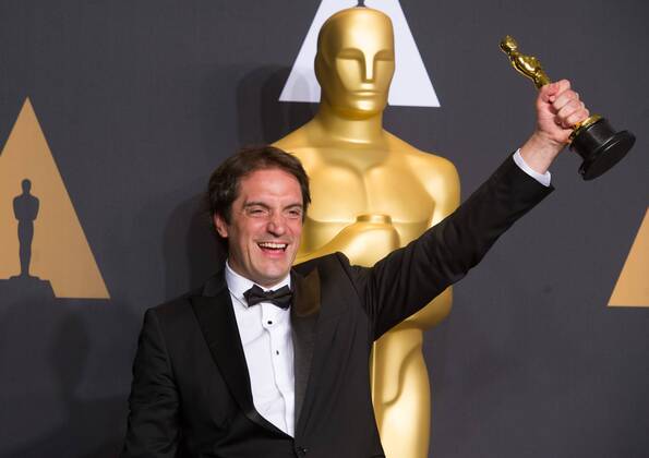 Sound Editor Sylvain Bellemare poses after winning the Best Sound Editing award for Arrival at press room of the 89th Academy Awards at the Dolby Theater in Los Angeles, the United States, on Feb. 26, 2017. )(zf) U.S.-LOS ANGELES-OSCAR-AWARD YangxLei 
