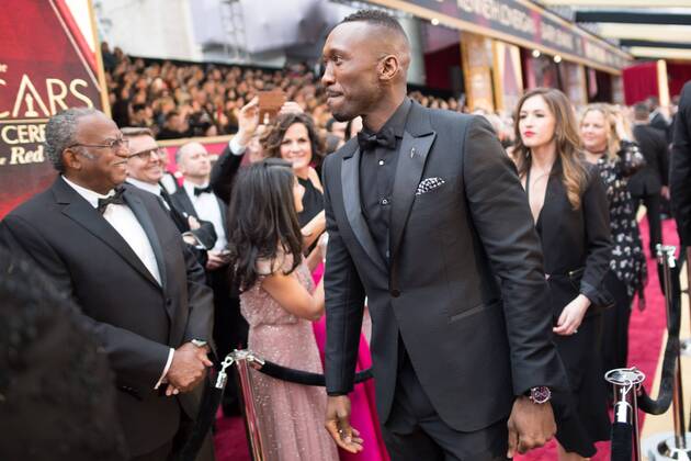 Feb 26, 2017 - Hollywood, California, U.S. - Oscar-nominee MAHERSHALA ALI arrives at The 89th Oscars at the Dolby Theatre in Hollywood, CA on Sunday, February 26, 2017. Hollywood U.S. - ZUMAz03_ 20170226_sho_z03_809 Copyright: xToddxWawrychukx