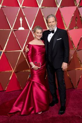 Feb 26, 2017 - Hollywood, California, U.S - JEFF BRIDGES, Oscar nominee, and guest arrive on the red carpet of The 89th Oscars at the Dolby Theatre in Hollywood, CA on Sunday, February 26, 2017. Hollywood U.S - ZUMAz03_ 20170226_sho_z03_521 Copyright: xMichaelxYadax