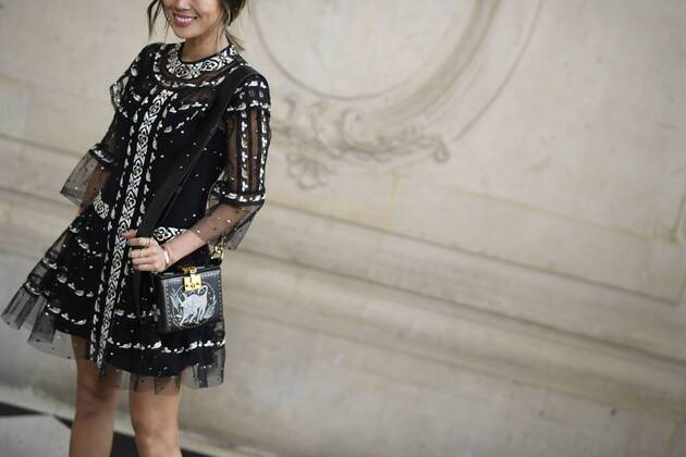 216031 Valentin Paoli Starface 2017-03-03 Paris France Paris Fashion Week. Defile PAP Automne-hiver 2017 DIOR. Arrivees. Paris Fashion Week. Arrivals at Dior Show. Gallagher, Anais Copyright: xValentinxPaolix xStarfacex STAR_216031_022